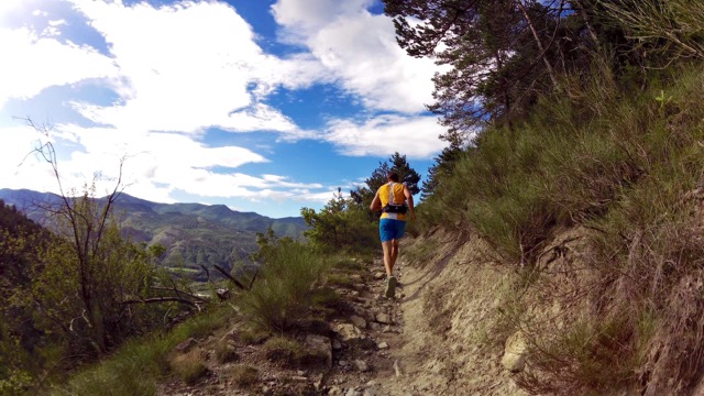 Out of the rocks and into the forest - running along the 'balcons' the race is named for.